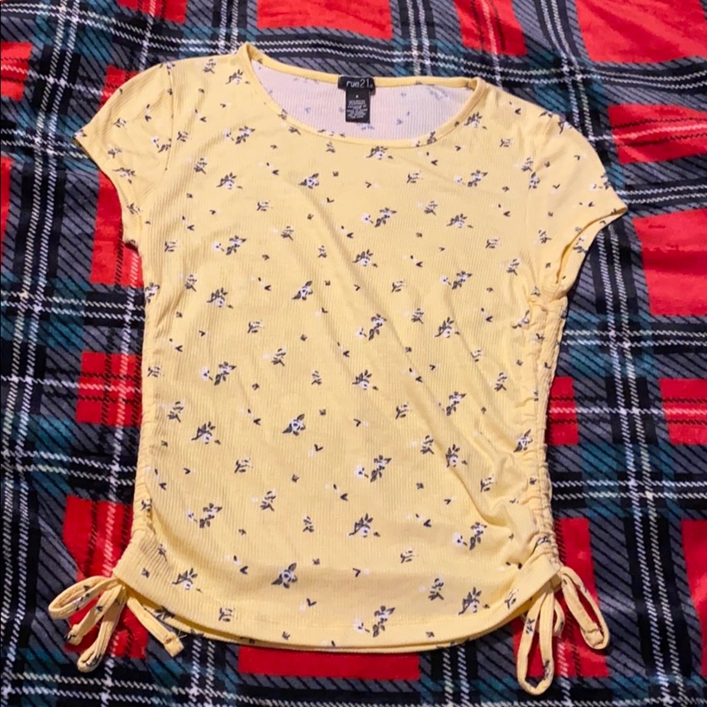 Ruched side baby tee